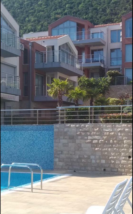 Apartments Acacia Hill Ðenovići Zewnętrze zdjęcie