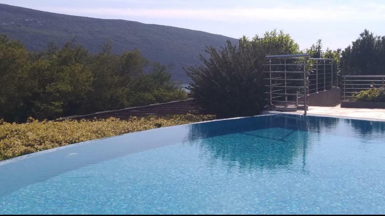Apartments Acacia Hill Ðenovići Zewnętrze zdjęcie
