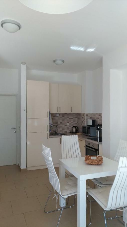 Apartments Acacia Hill Ðenovići Zewnętrze zdjęcie